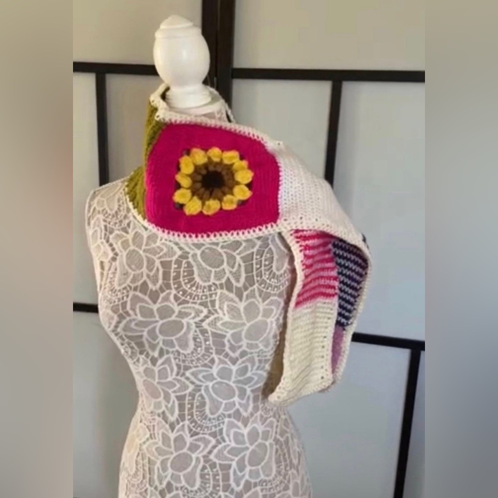 Winter Clothes / Crochet scarf